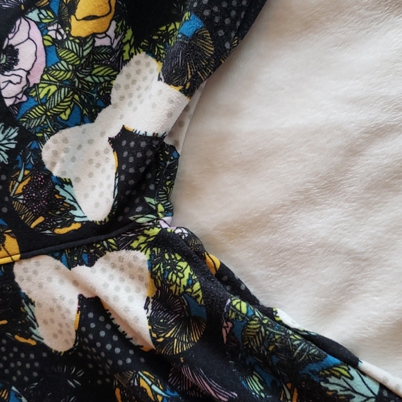 Disney LuLaRoe leggings - Picture 3 of 3
